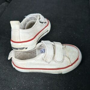 Weestep white